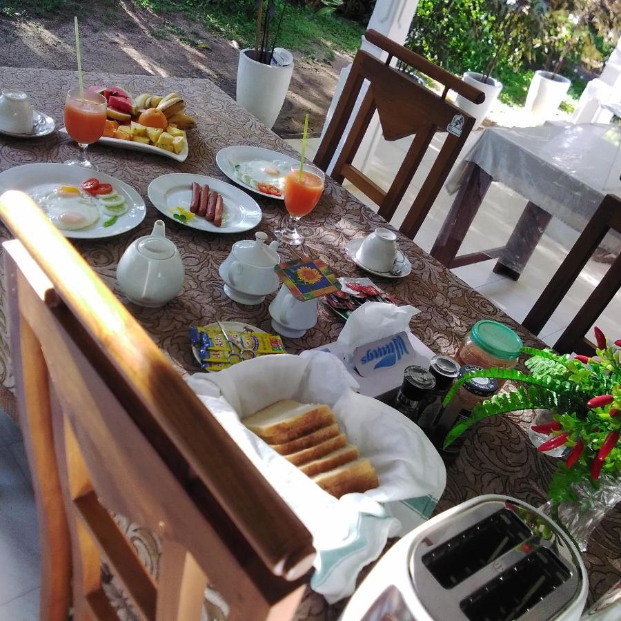 Yaluwa Tourist Rest & Cooking Class Anuradhapura Buitenkant foto