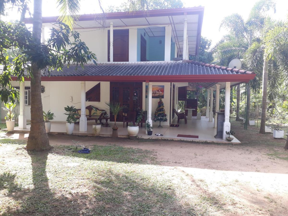 Yaluwa Tourist Rest & Cooking Class Anuradhapura Buitenkant foto